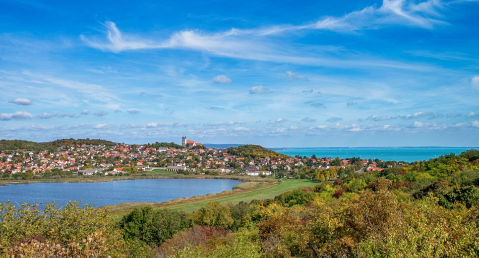 Megújul a tihanyi Visszhang-domb