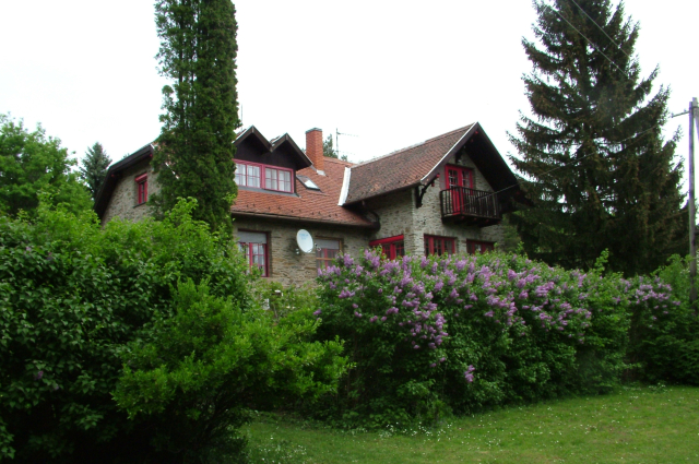 Gereben Villa