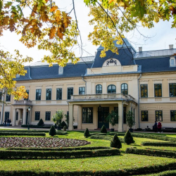 Tárlatvezetés a Gyulai Almásy-kastély látógatóközpontban