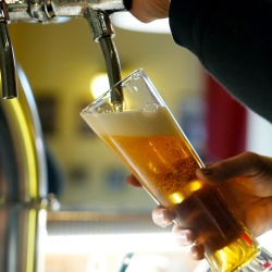 Húsz magyar kisüzemi sörfőzde mindent megmutat szombaton