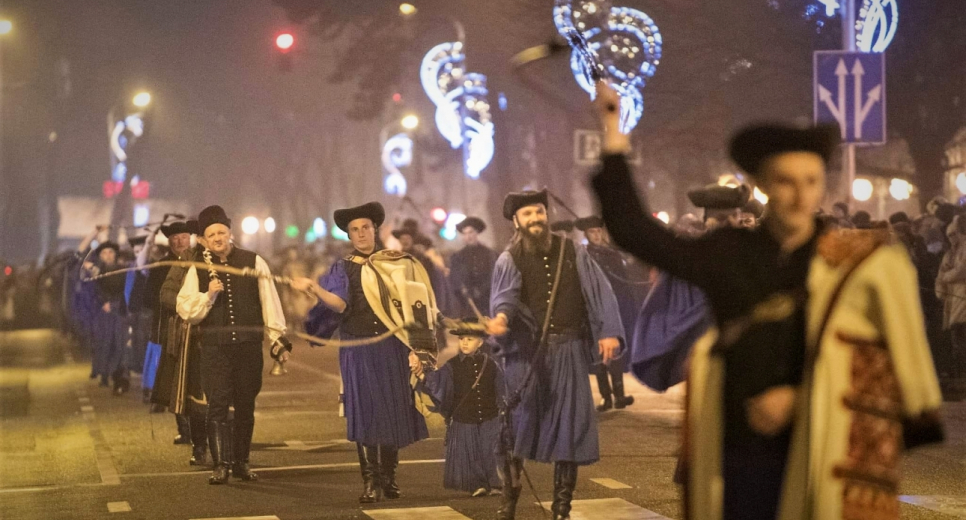 Szilveszteri csergetéssel és Kerekes Band-koncerttel búcsúztatja Hajdúszoboszló az óévet