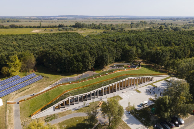 Átadták a Kis-Balaton Látogatóközpontot