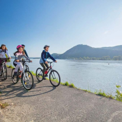Különleges bringatúrák, kivételes Duna-élmények