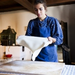 NÉPSZOKÁSOK, HAGYOMÁNYOK A SKANZENBEN, HÉTVÉGENTE ÉLŐ MÚZEUMI PROGRAMOK SZENTENDRÉN