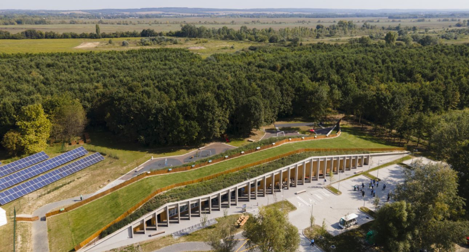 Átadták a Kis-Balaton Látogatóközpontot