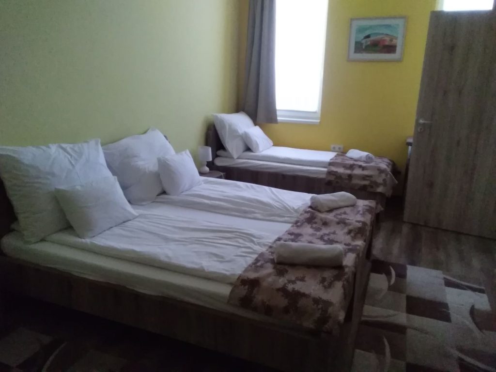 4887db38ec1203a4e0e363cdda10aa65.jpg