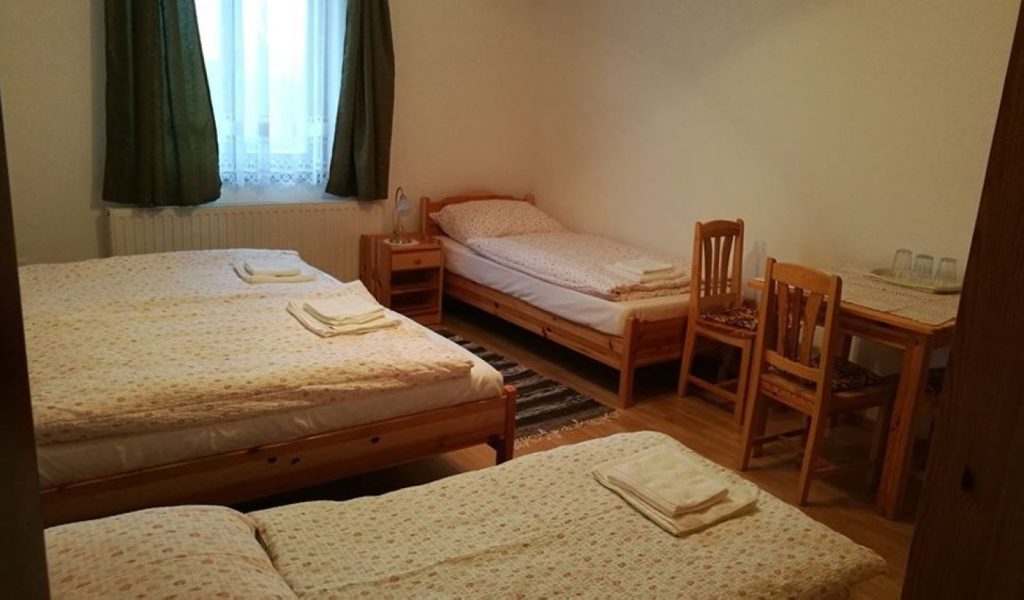 69cc0acd28bd5cc155875e19c637e9c5.jpg